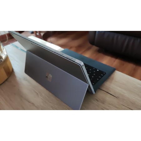 Microsoft Surface Pro 10